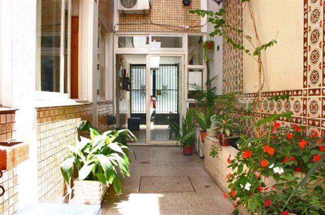 Petit Recoleta Hostel Buenos Aires Exteriör bild