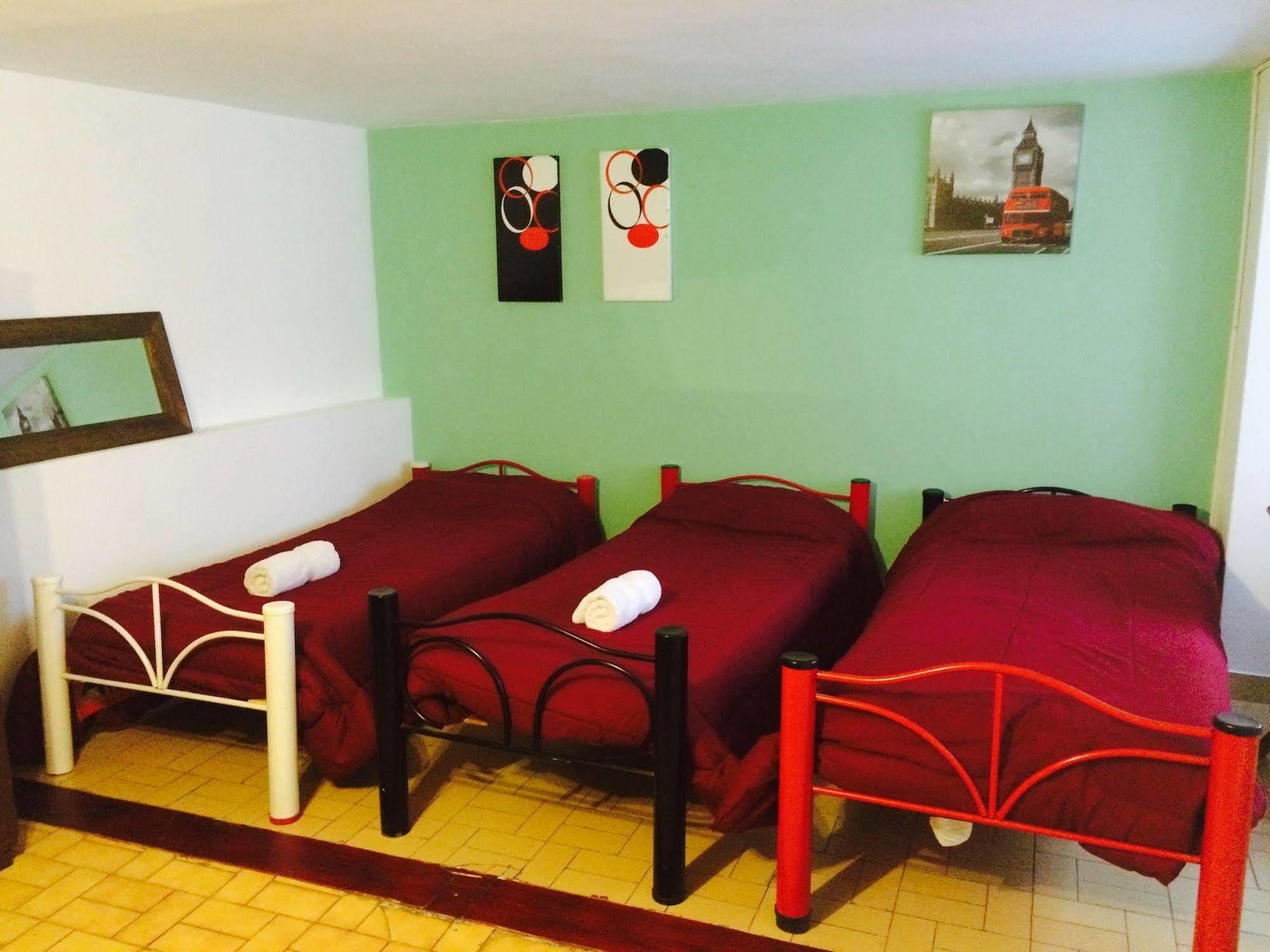 Petit Recoleta Hostel Buenos Aires Exteriör bild