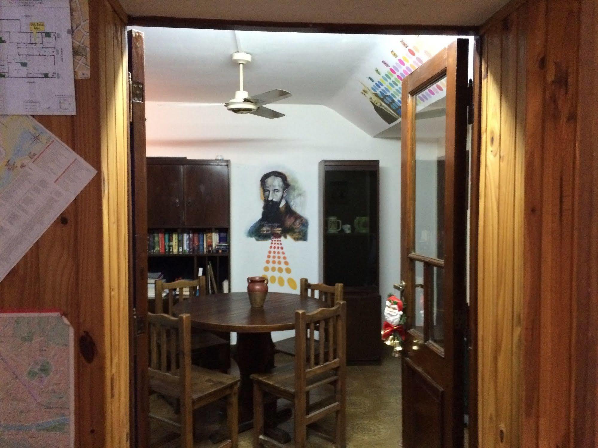 Petit Recoleta Hostel Buenos Aires Exteriör bild