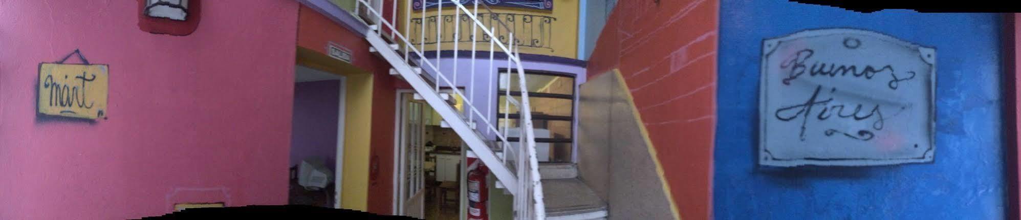 Petit Recoleta Hostel Buenos Aires Exteriör bild