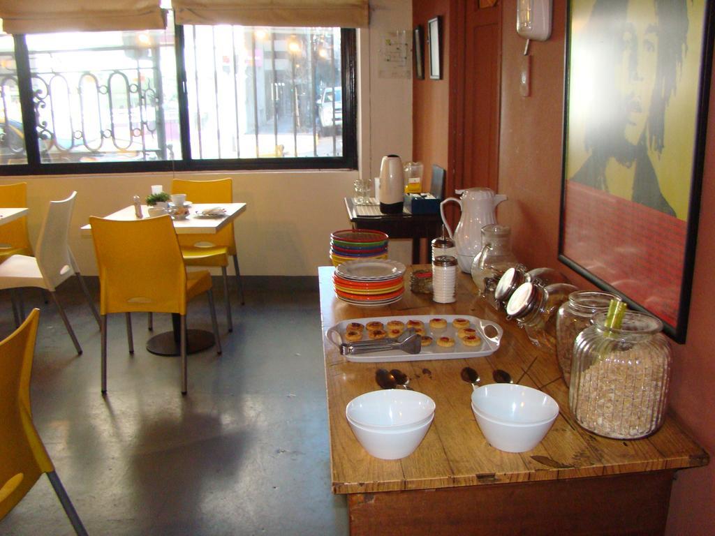 Petit Recoleta Hostel Buenos Aires Exteriör bild